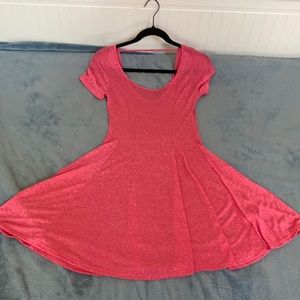 Aiden Y soft pink fitted dress, flowy at the hips